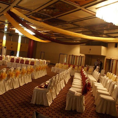 Benin Marina Hotel Cotonou Esterno foto