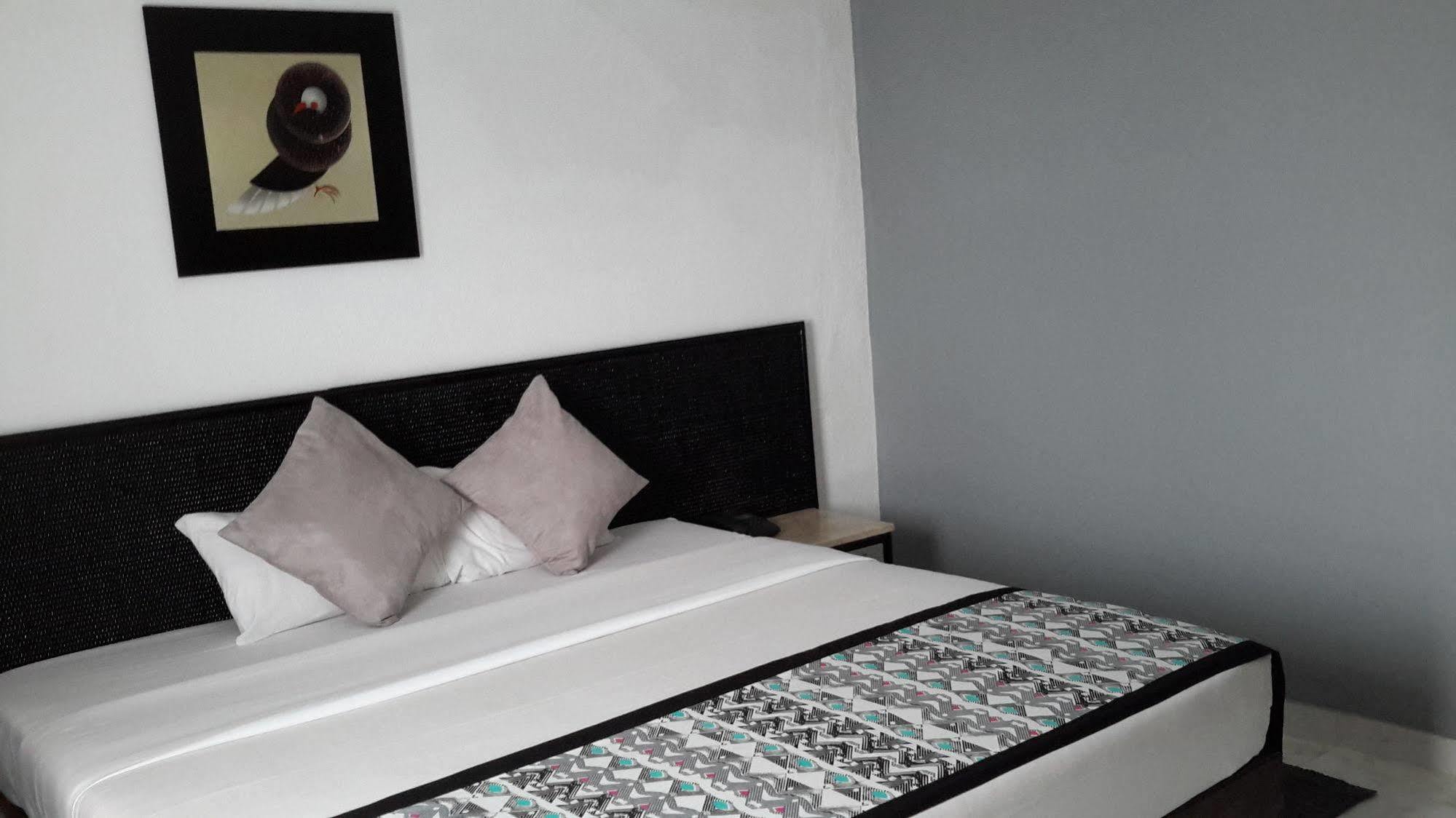 Benin Marina Hotel Cotonou Esterno foto